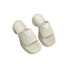 Soft leather platform slippers Fashion cake bottoming beach sandals