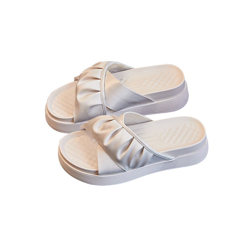 Soft leather platform slippers Fashion cake bottoming beach sandals