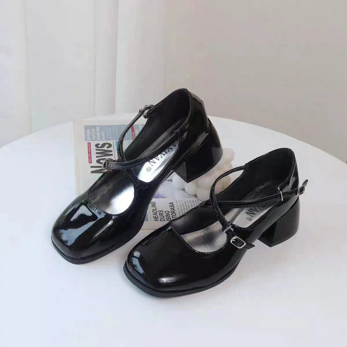 Square toe Mary Jane shoes cross buckle strap small leather shoes